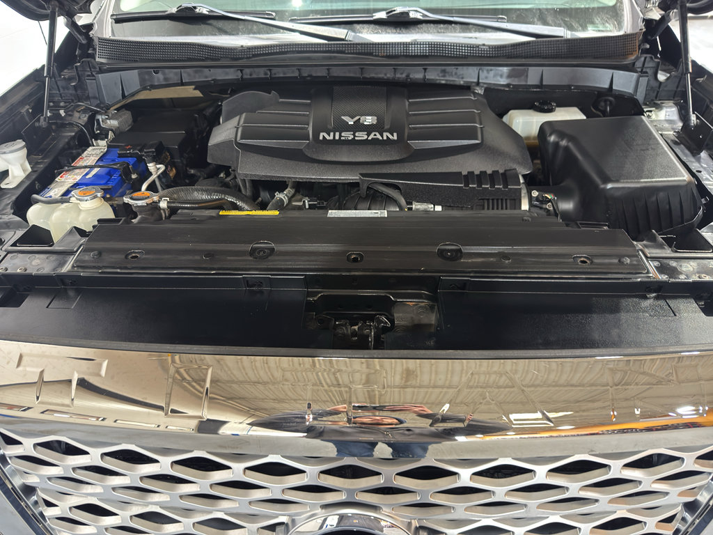 Used 2019 Nissan Titan Platinum Reserve image 35