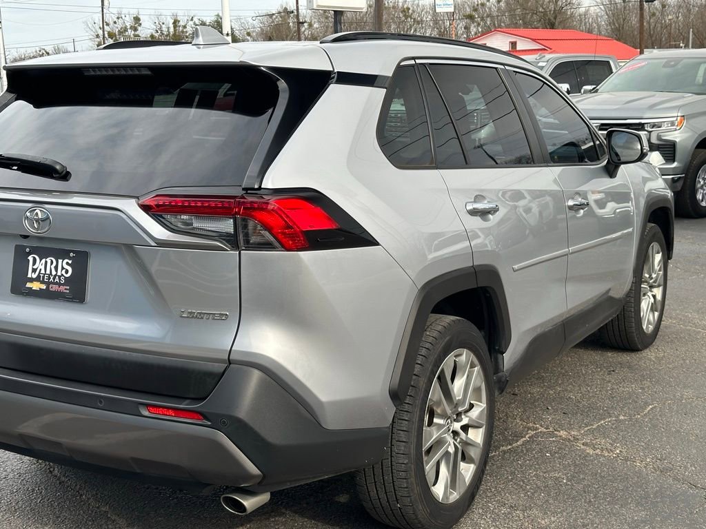 Used 2019 Toyota RAV4 Limited image 6