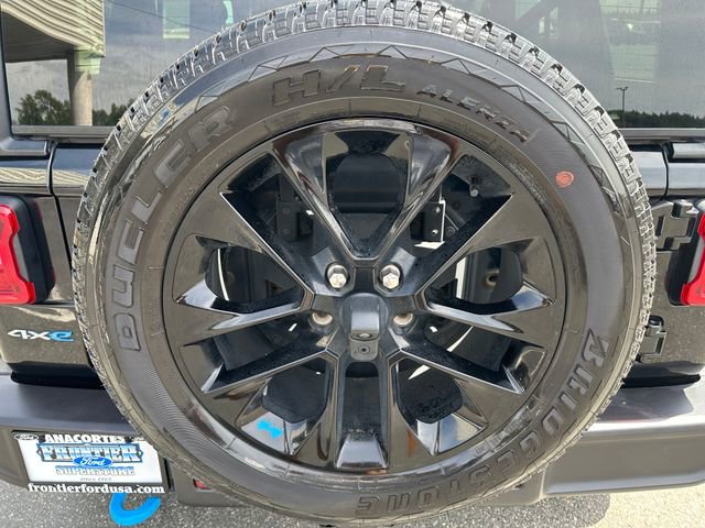 Used 2023 Jeep Wrangler Unlimited Sahara image 15