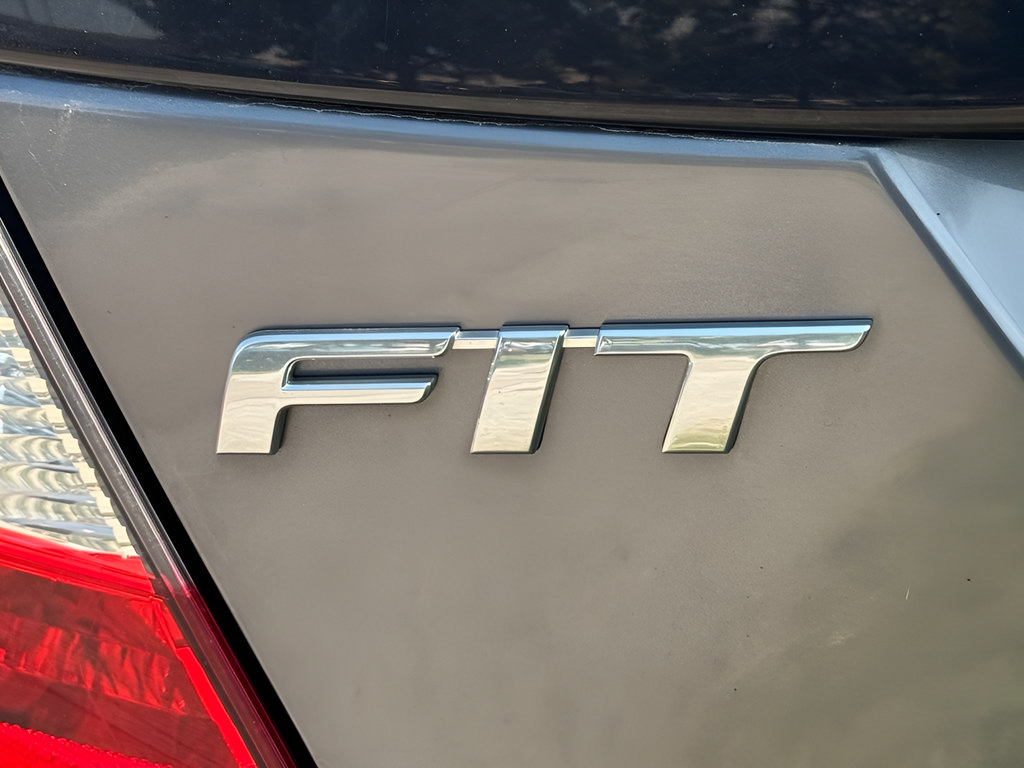Used 2015 Honda Fit LX image 9