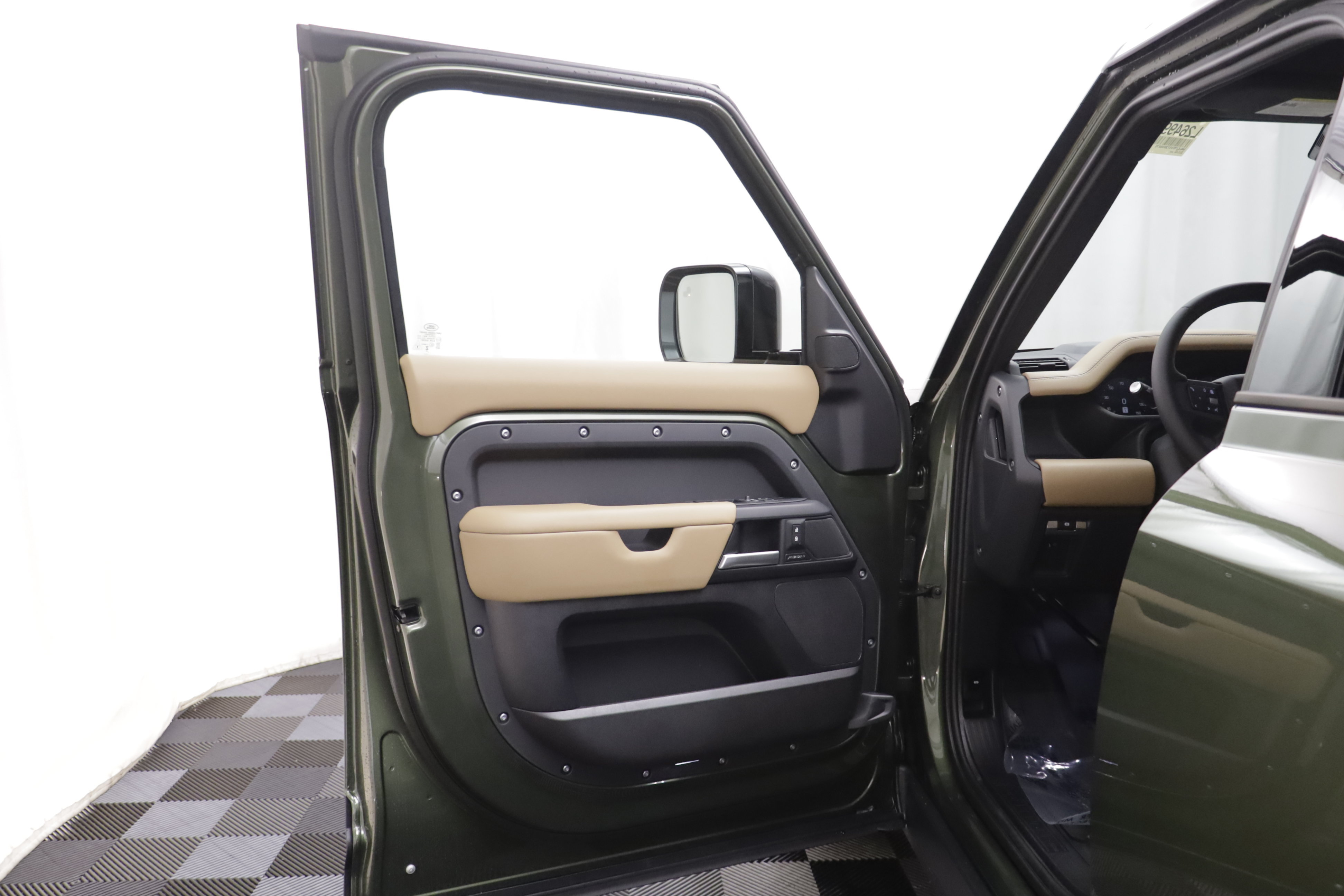 New 2026 Land Rover Defender 110 S AWD/4WD image 5