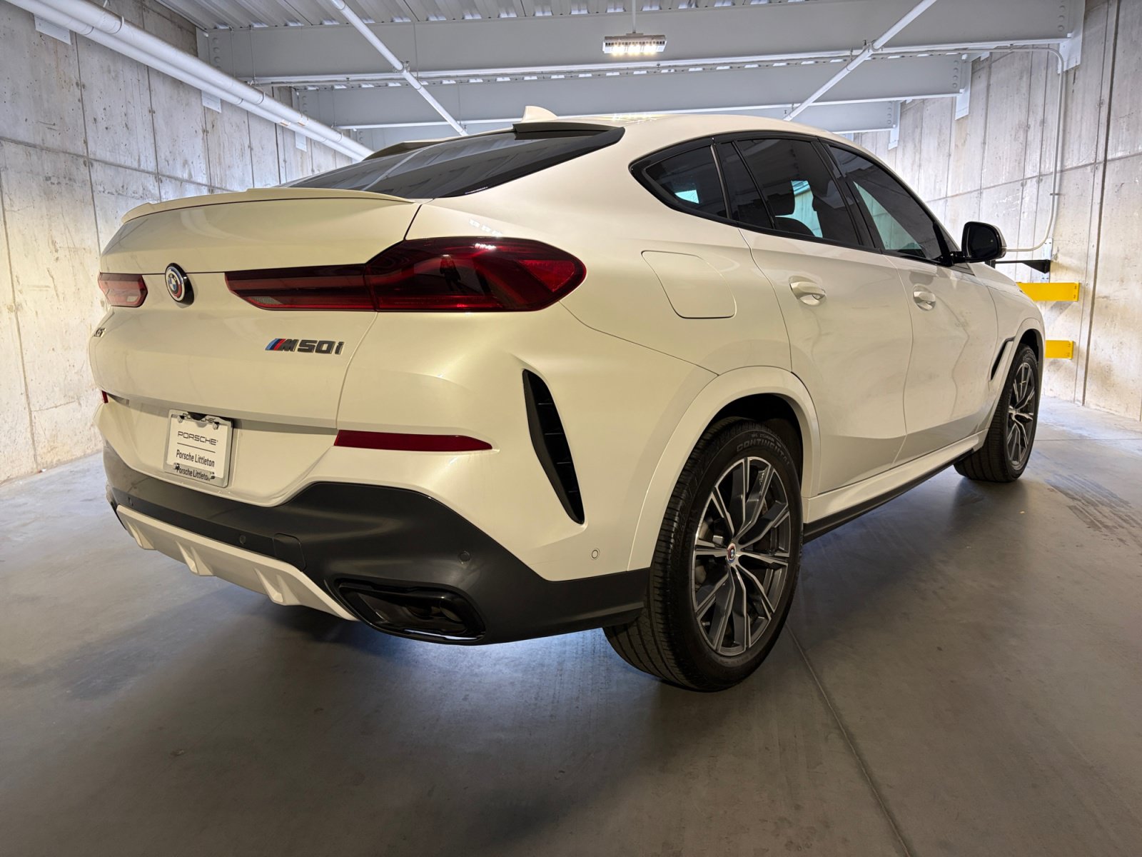 Used 2022 BMW X6 M50i w/ Executive Package AWD/4WD image 10