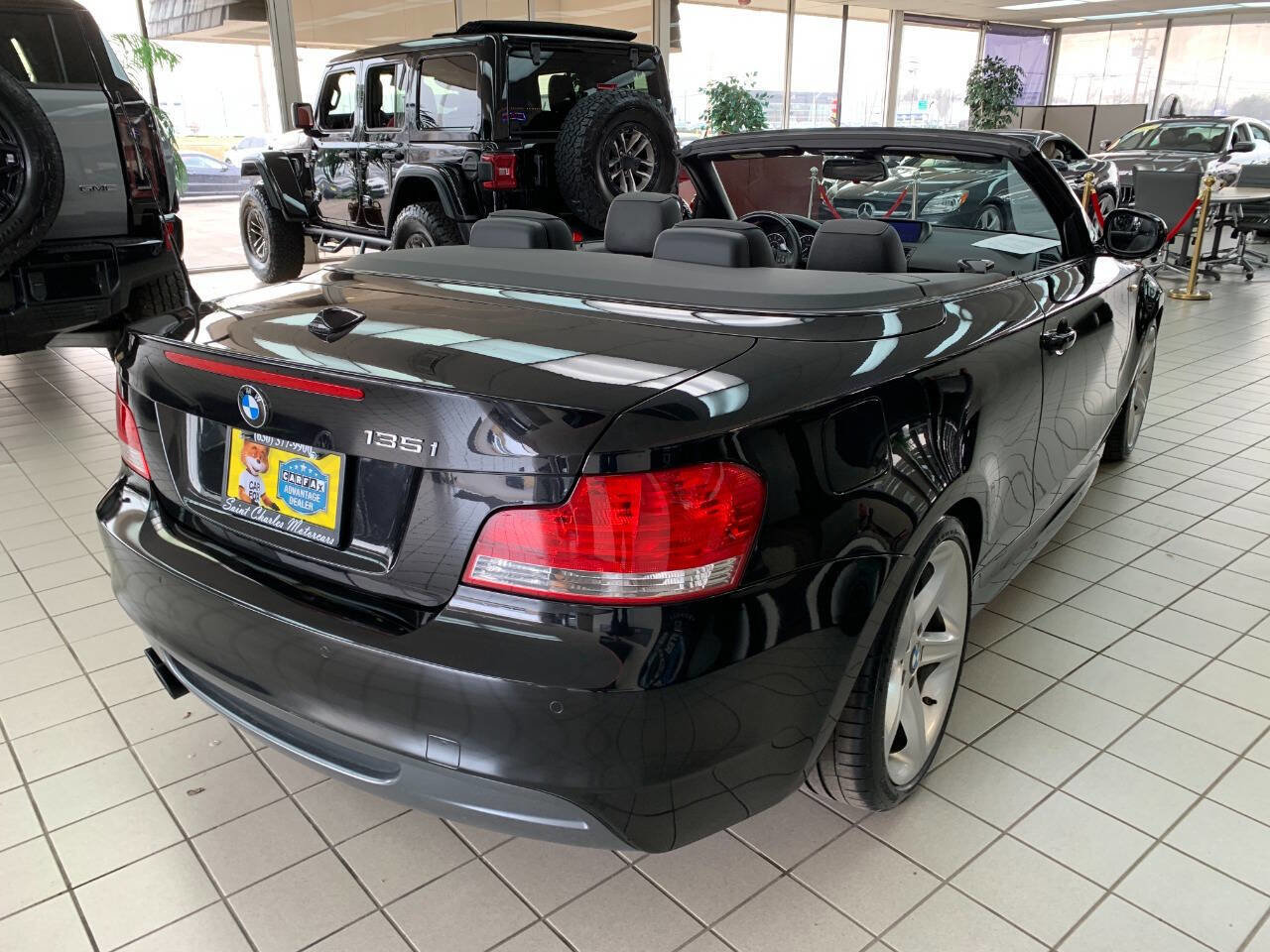 Used 2010 BMW 135i Convertible image 5