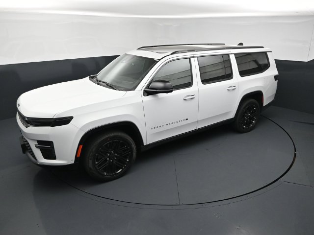 New 2026 Jeep Grand Wagoneer L Limited AWD/4WD image 18