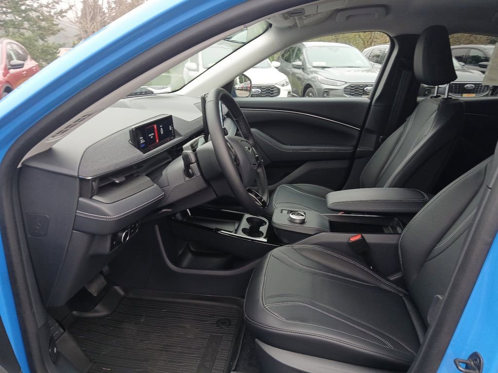 New 2024 Ford Mustang Mach-E Premium image 4