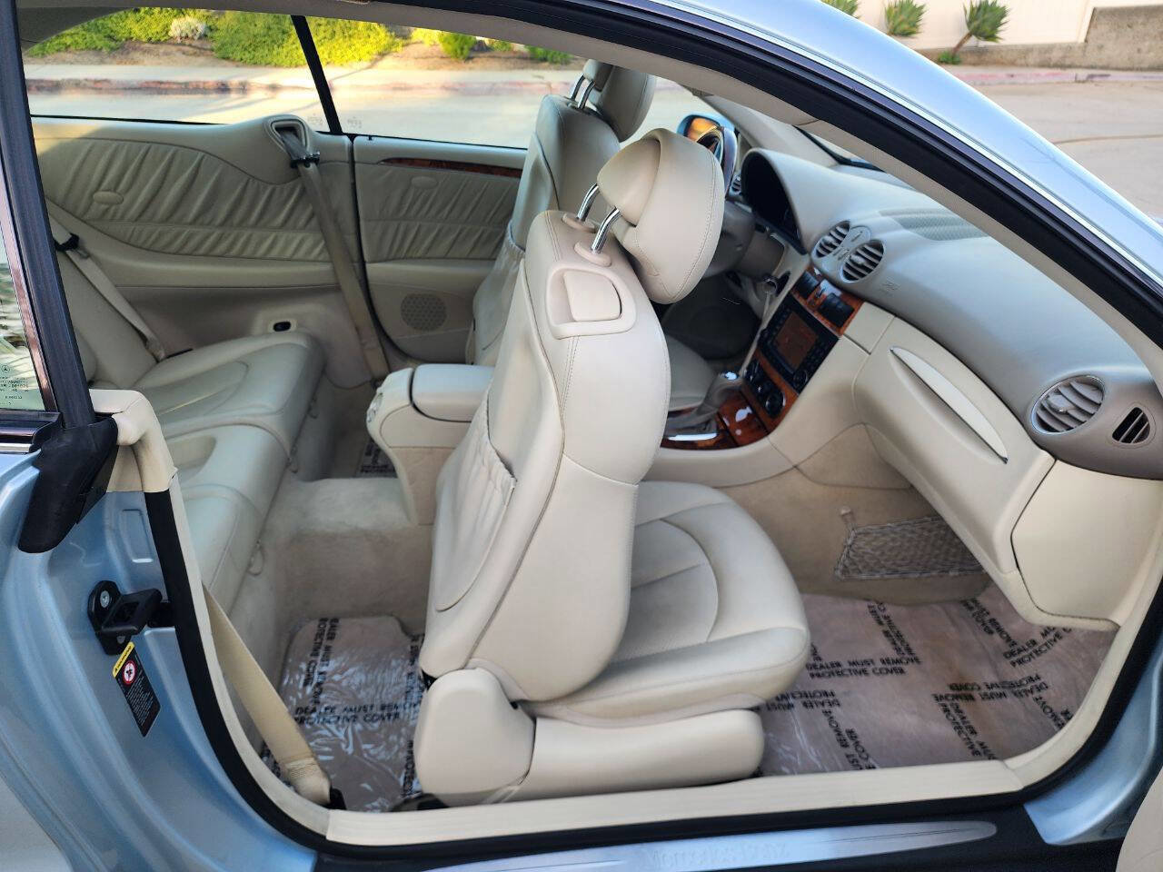 Used 2005 Mercedes-Benz CLK 320 Coupe image 15