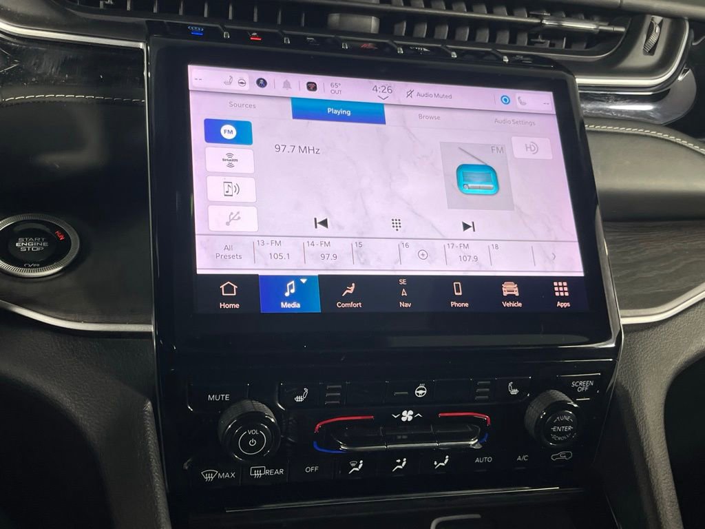 Used 2022 Jeep Grand Cherokee Limited 4xe image 14