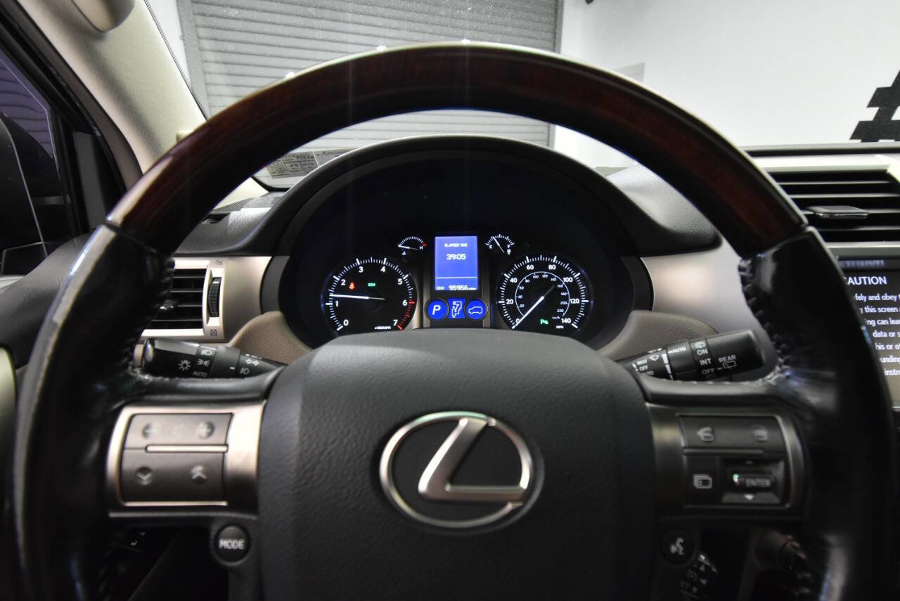 Used 2017 Lexus GX 460 Premium image 23
