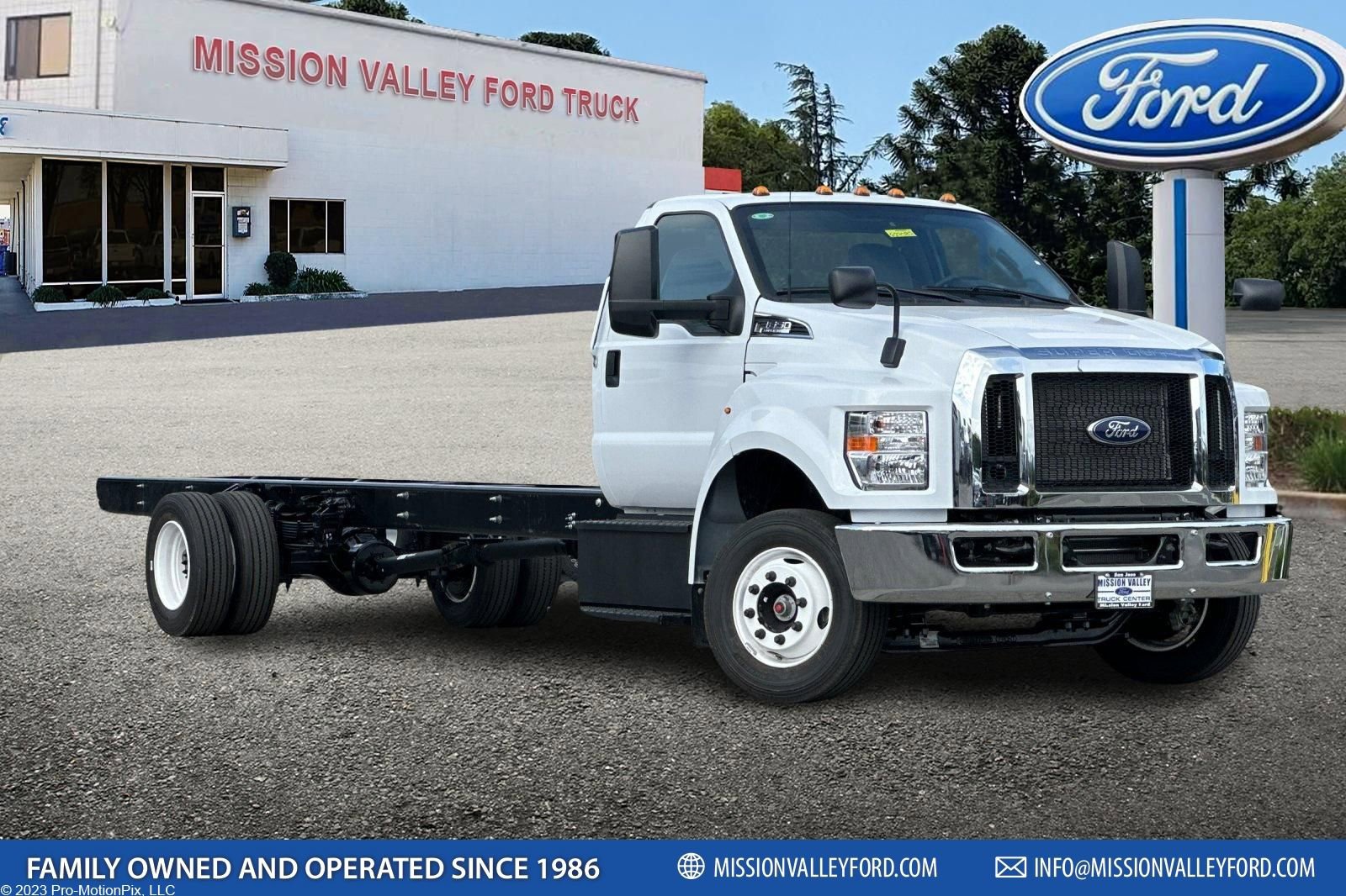 New 2027 Ford F650 2WD Regular Cab Super Duty image 1