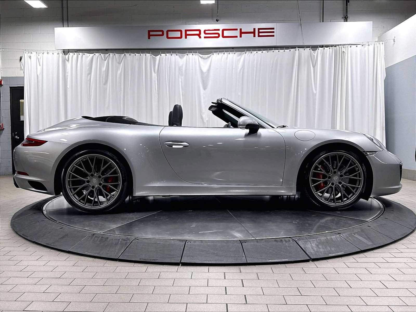 Used 2017 Porsche 911 Carrera S RWD image 10