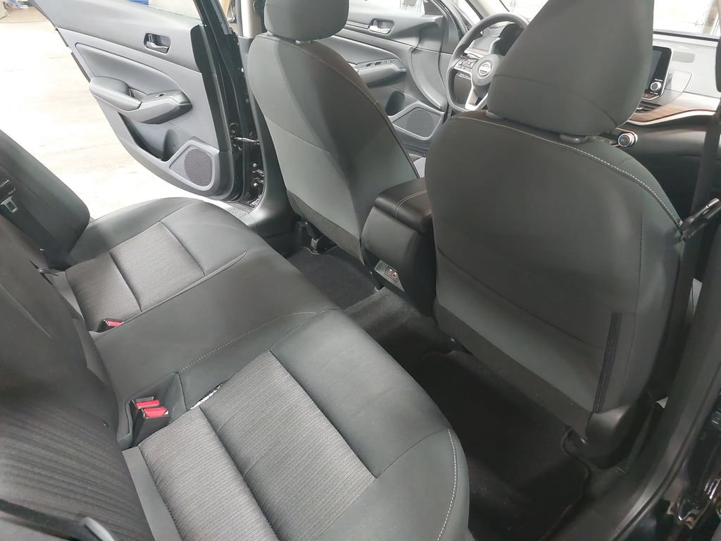 Certified 2025 Nissan Altima 2.5 SV FWD image 11