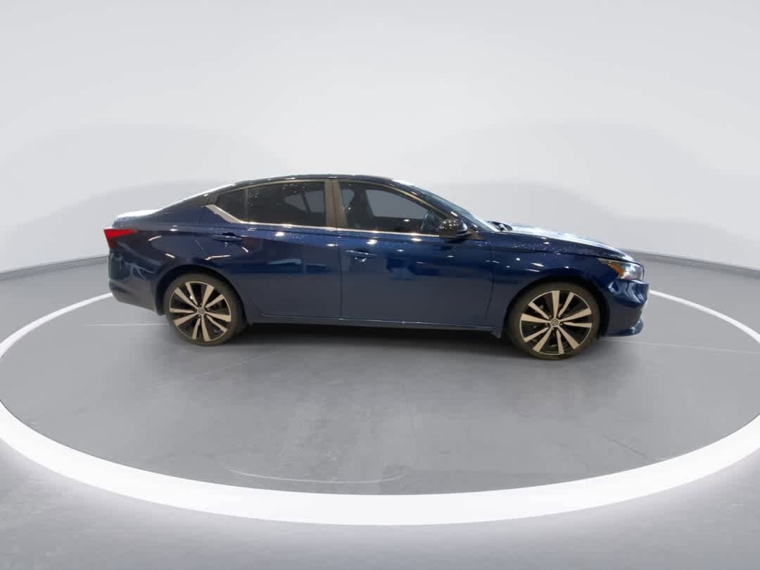 Used 2019 Nissan Altima 2.5 SR w/ SR Premium Package AWD/4WD image 9