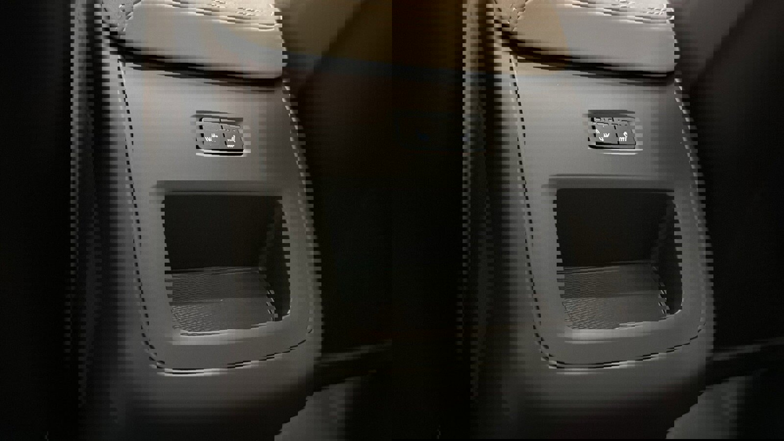 Used 2026 Volvo XC60 B5 Plus w/ Protection Package Premier image 28