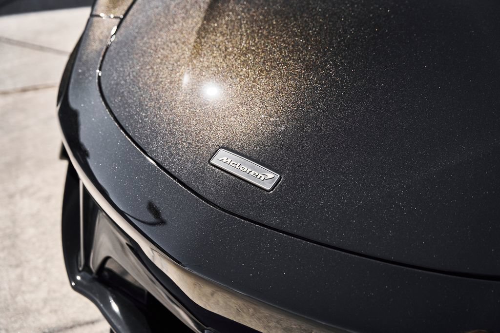 Used 2026 McLaren Artura RWD image 7