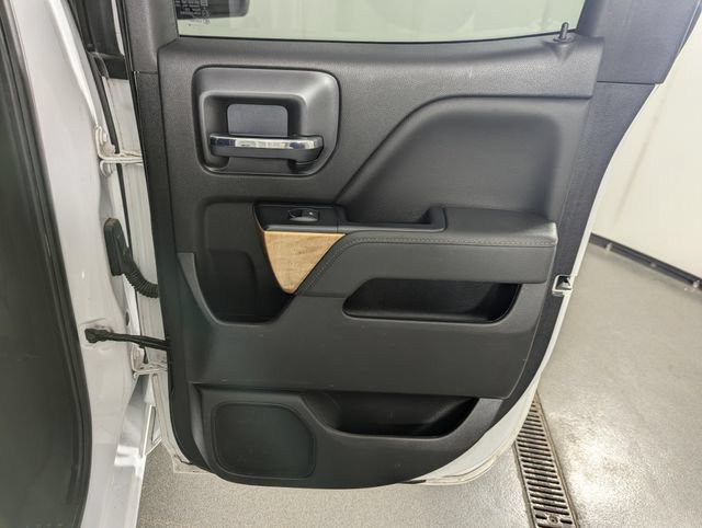 Used 2018 Chevrolet Silverado 1500 LTZ AWD/4WD image 19