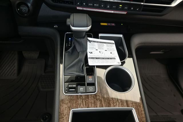 New 2026 Toyota Sienna Limited FWD image 8