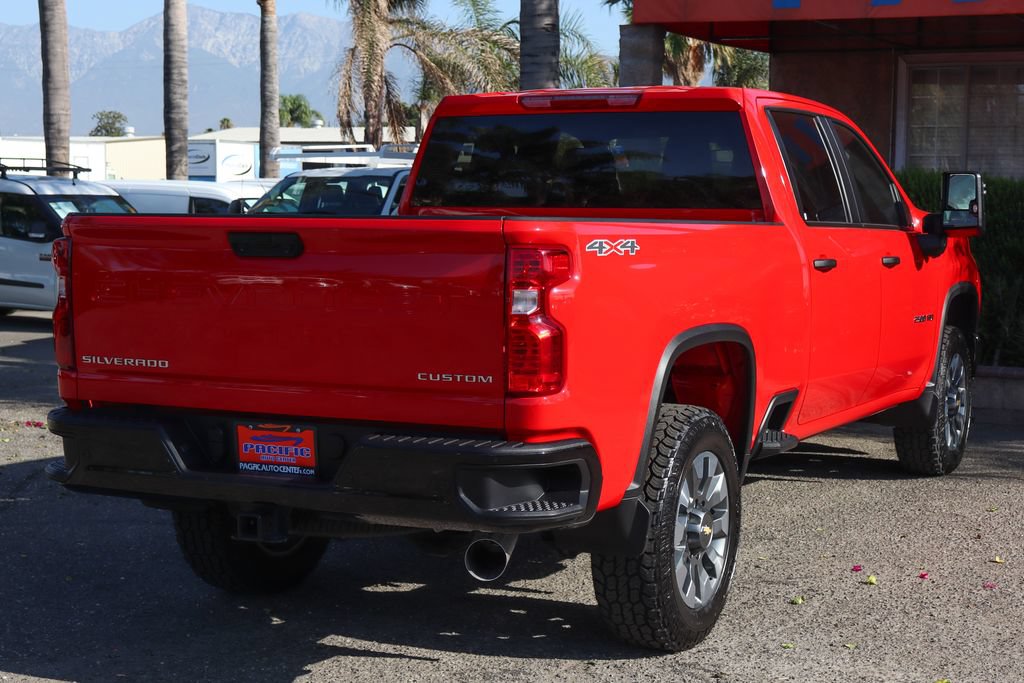 Used 2025 Chevrolet Silverado 2500 Custom w/ Custom Value Package AWD/4WD image 9
