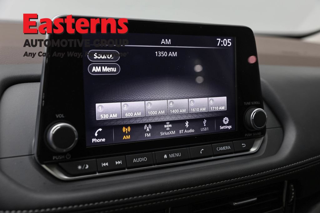 Used 2023 Nissan Rogue SL AWD/4WD image 19