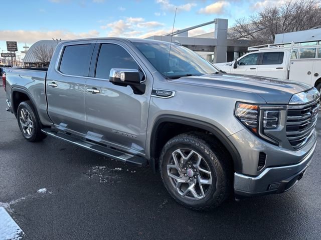 Used 2023 GMC Sierra 1500 SLT w/ SLT Premium Package image 9
