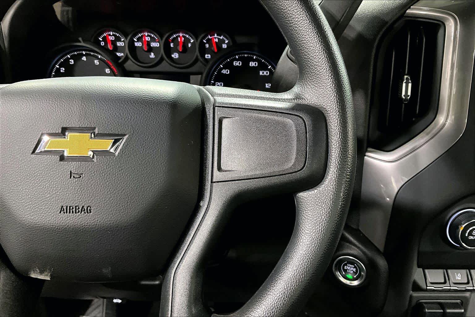 Used 2025 Chevrolet Silverado 2500 Custom w/ Custom Value Package image 25