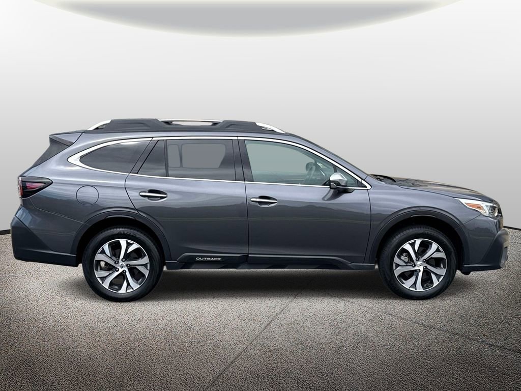 Used 2022 Subaru Outback Touring AWD/4WD image 4