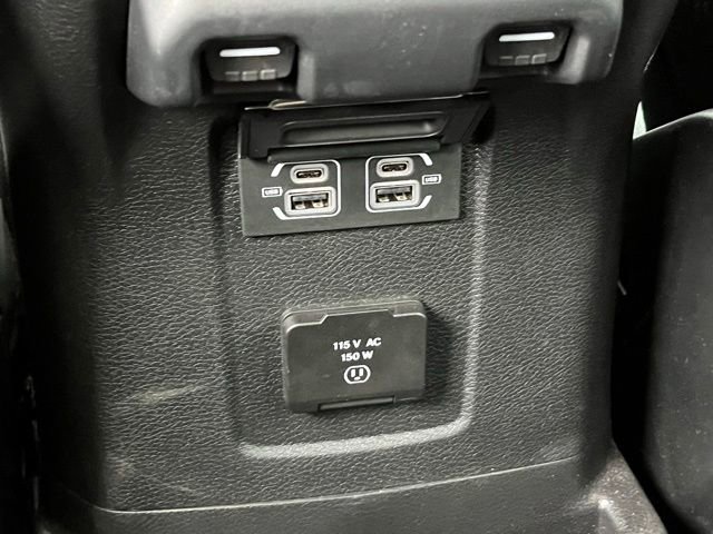Used 2025 Jeep Wrangler Unlimited Rubicon 4xe w/ Convenience Group AWD/4WD image 17