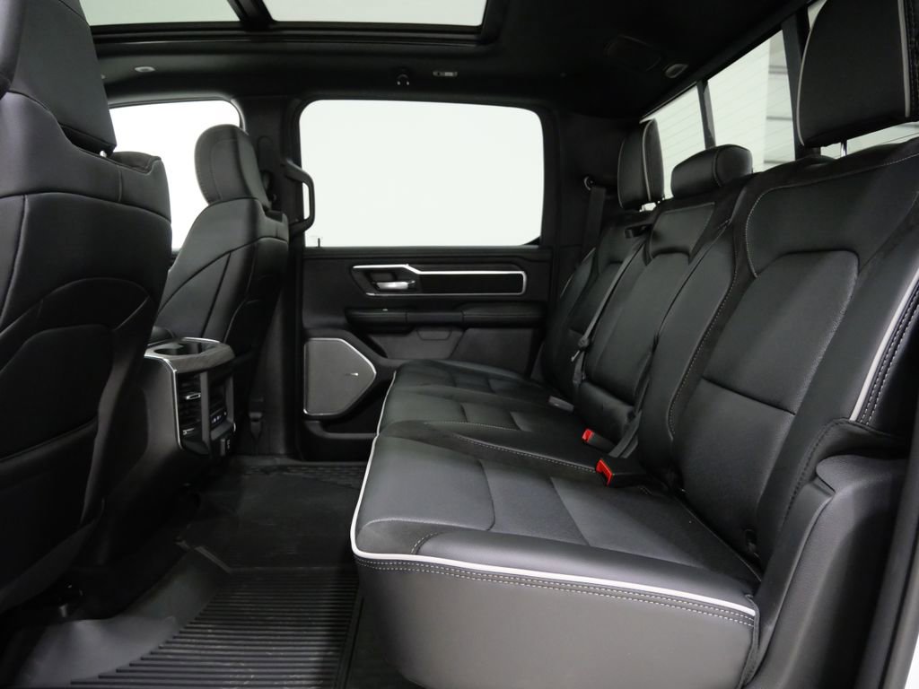 New 2026 RAM 1500 Laramie AWD/4WD image 22