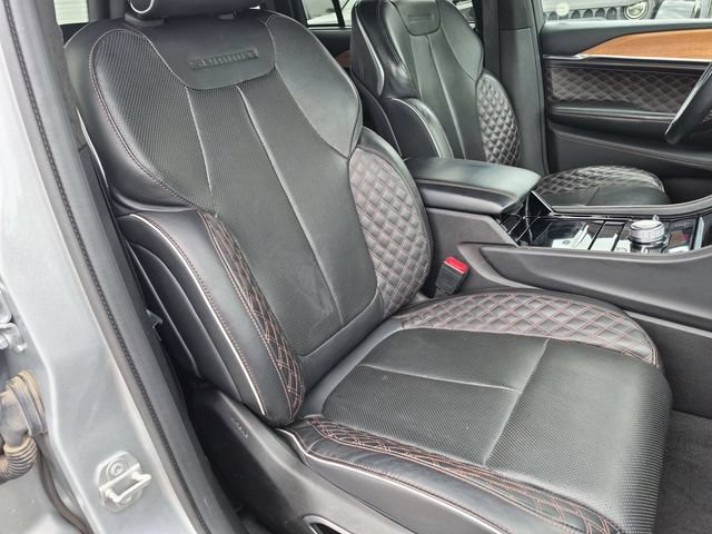 Used 2022 Jeep Grand Cherokee Summit AWD/4WD image 32