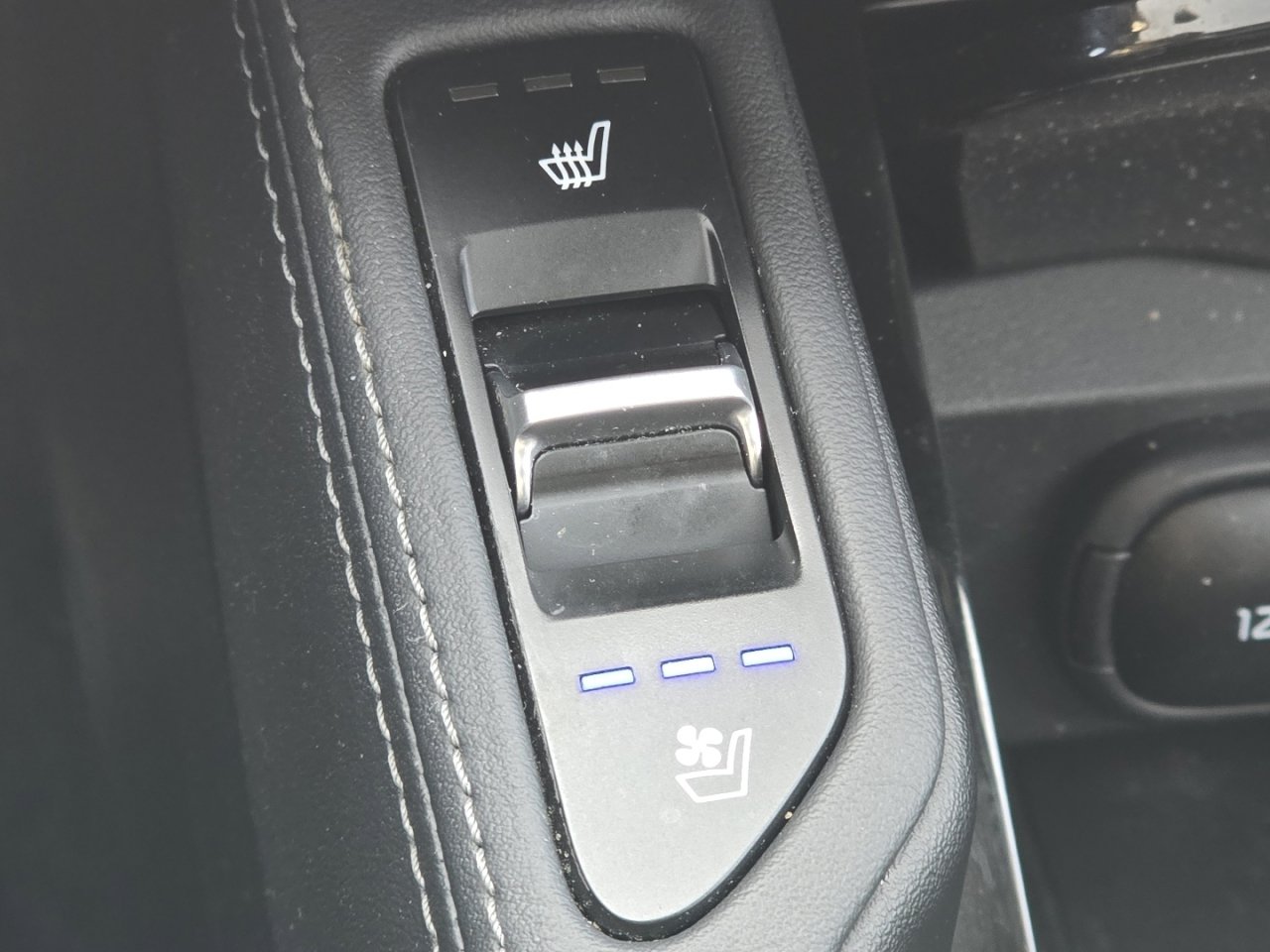 Used 2023 Kia Telluride SX Prestige image 7