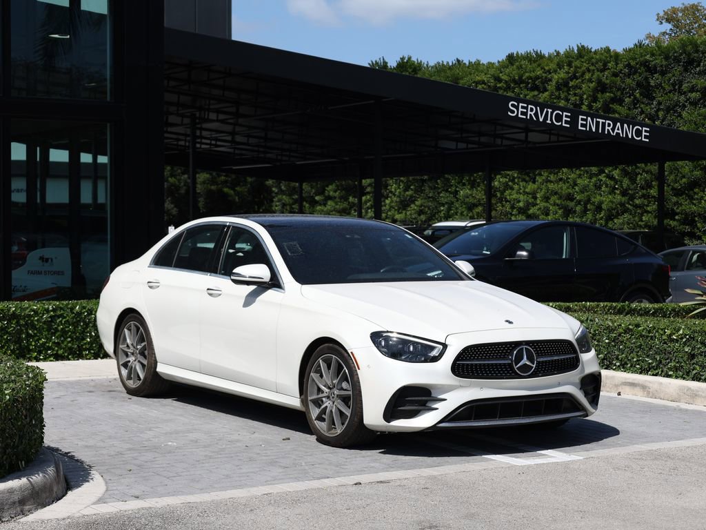 Used 2022 Mercedes-Benz E 350 Sedan w/ Exterior Lighting Package image 2