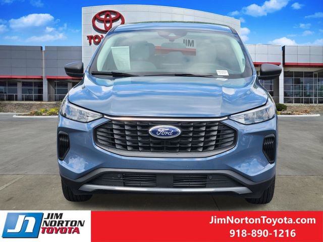 Used 2025 Ford Escape Active FWD image 2