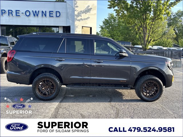 Used 2026 Ford Expedition Tremor AWD/4WD image 2