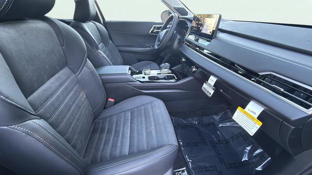 New 2026 Mitsubishi Outlander SE FWD image 21