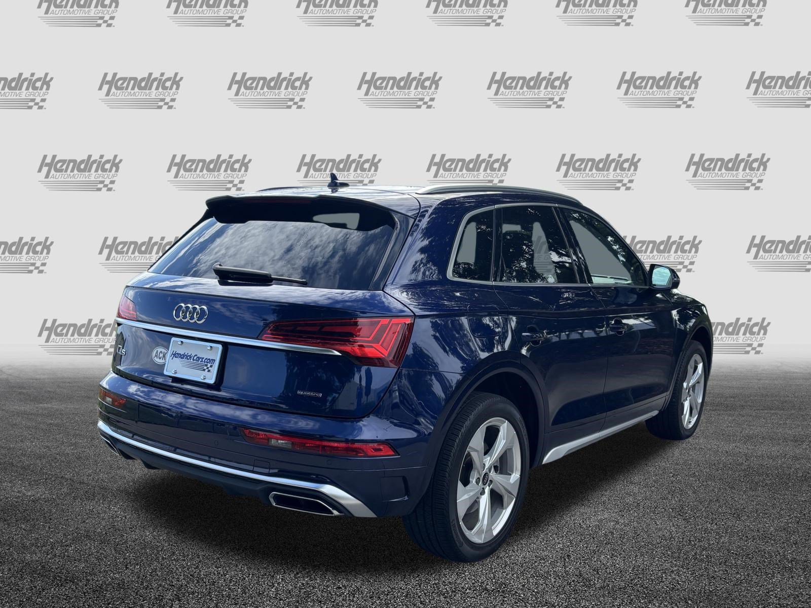 Used 2025 Audi Q5 2.0T Premium Plus w/ Premium Plus Package AWD/4WD image 11