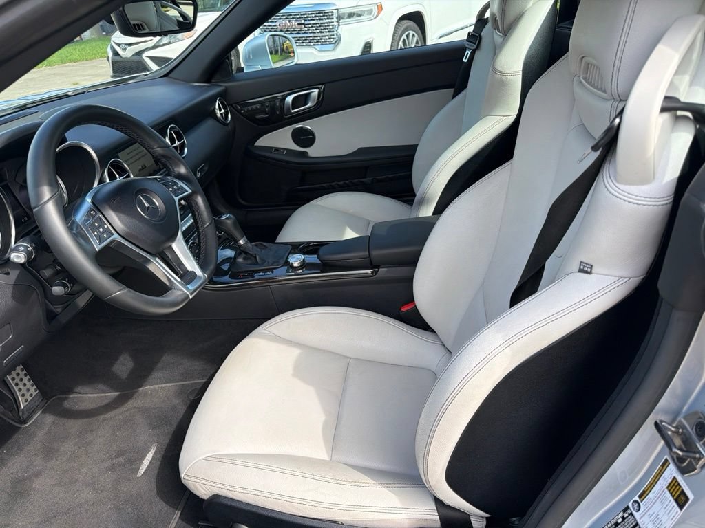 Used 2016 Mercedes-Benz SLK 350 image 7