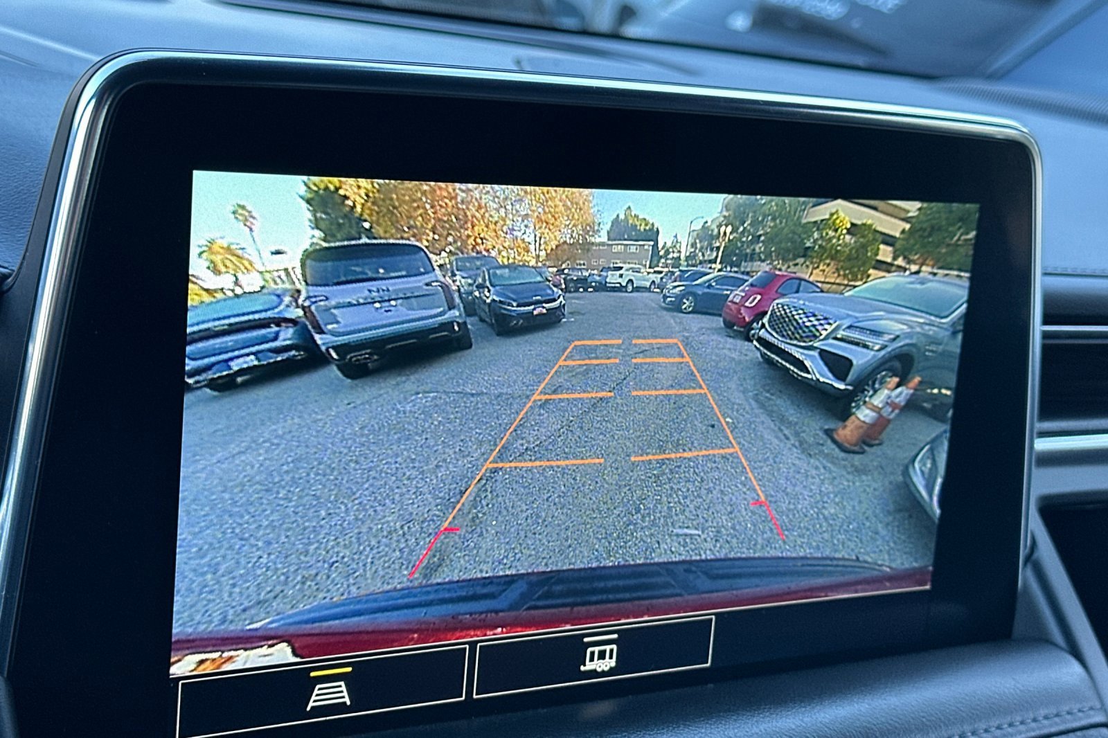 Used 2021 Chevrolet Tahoe LS image 20