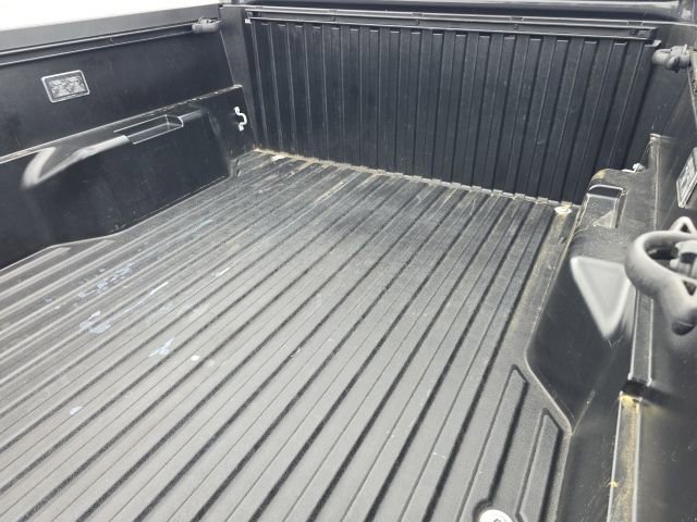 Used 2025 Toyota Tacoma SR5 AWD/4WD image 11