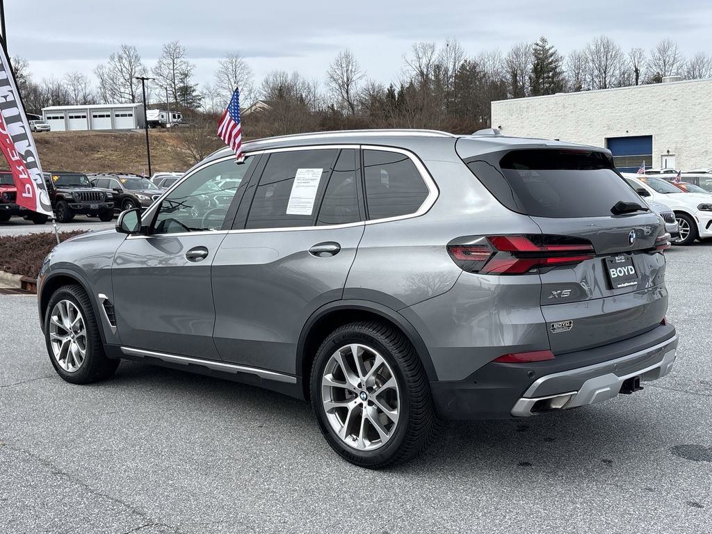 Used 2024 BMW X5 xDrive40i w/ Premium Package image 8