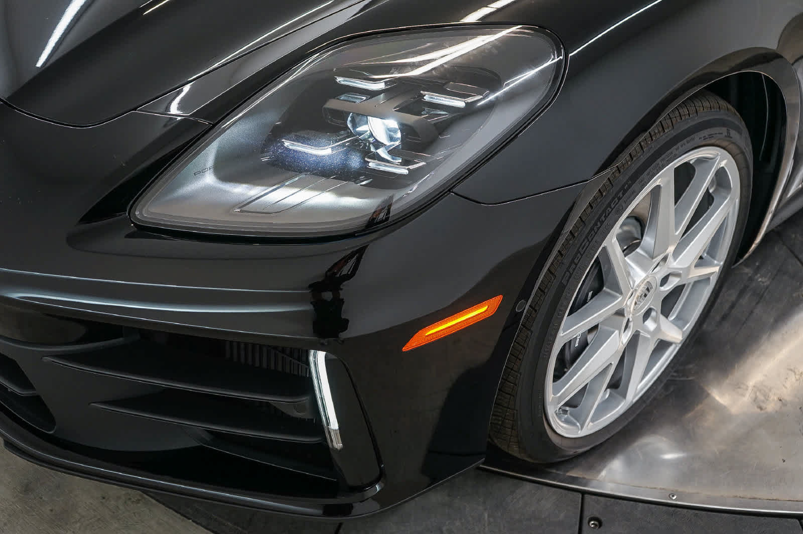 New 2026 Porsche Panamera 4 AWD/4WD image 16