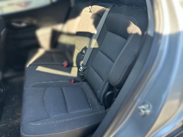 Used 2024 GMC Terrain SLE w/ Driver Convenience Package AWD/4WD image 30