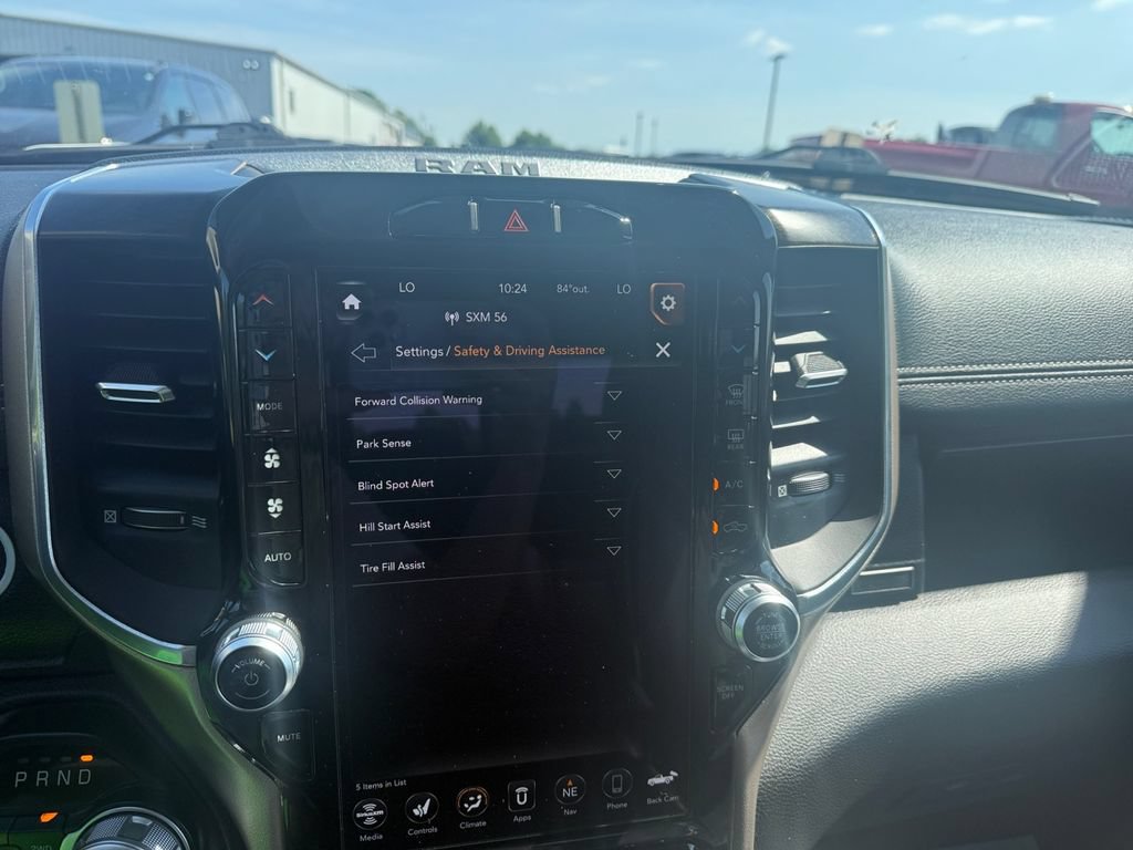 Used 2021 RAM 1500 Laramie AWD/4WD image 15