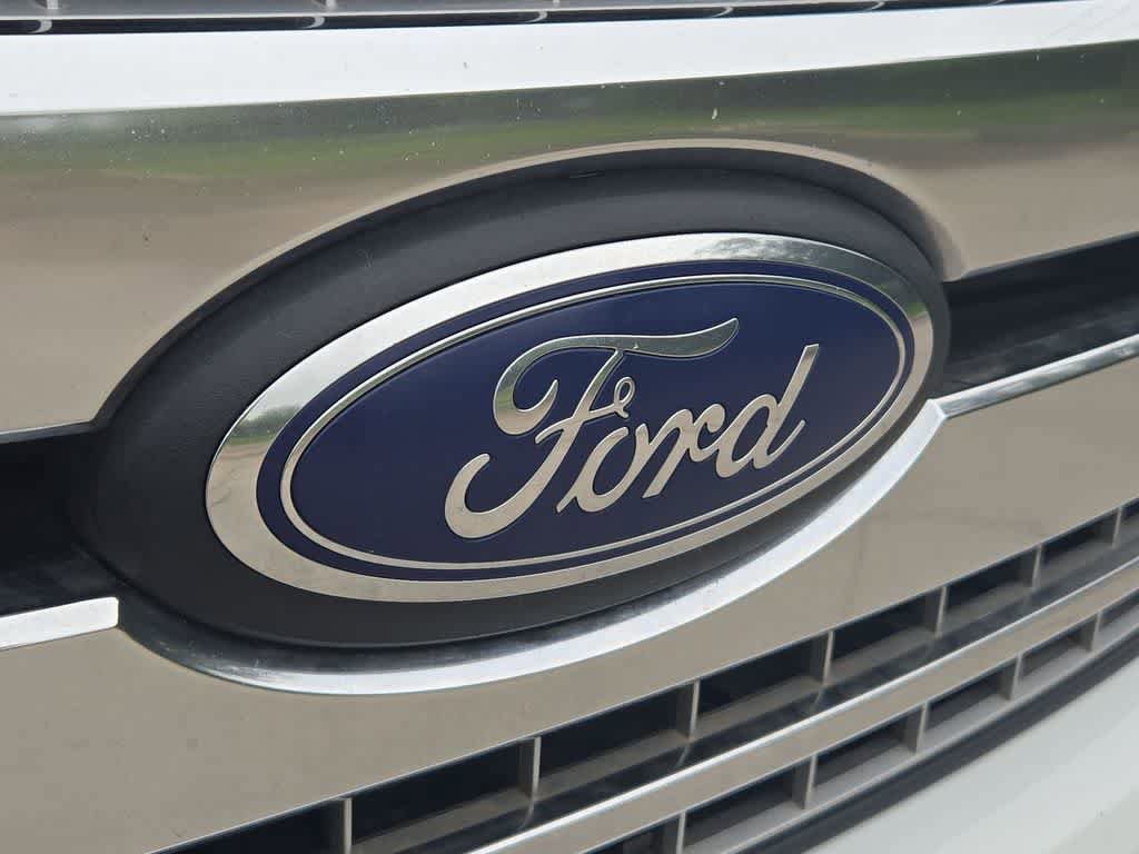 Used 2020 Ford F150 XLT w/ Equipment Group 302A Luxury RWD image 12