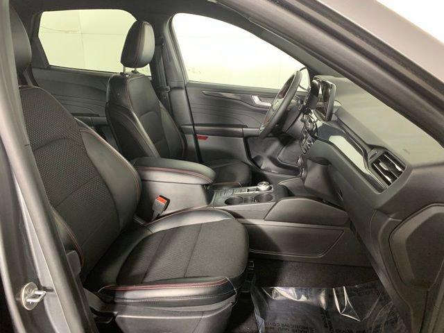 Used 2025 Ford Escape ST-Line AWD/4WD image 24