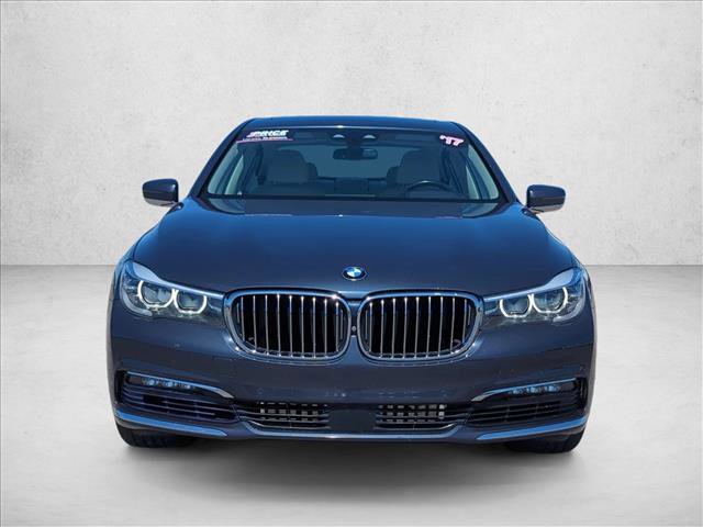 Used 2017 BMW 740i RWD image 2
