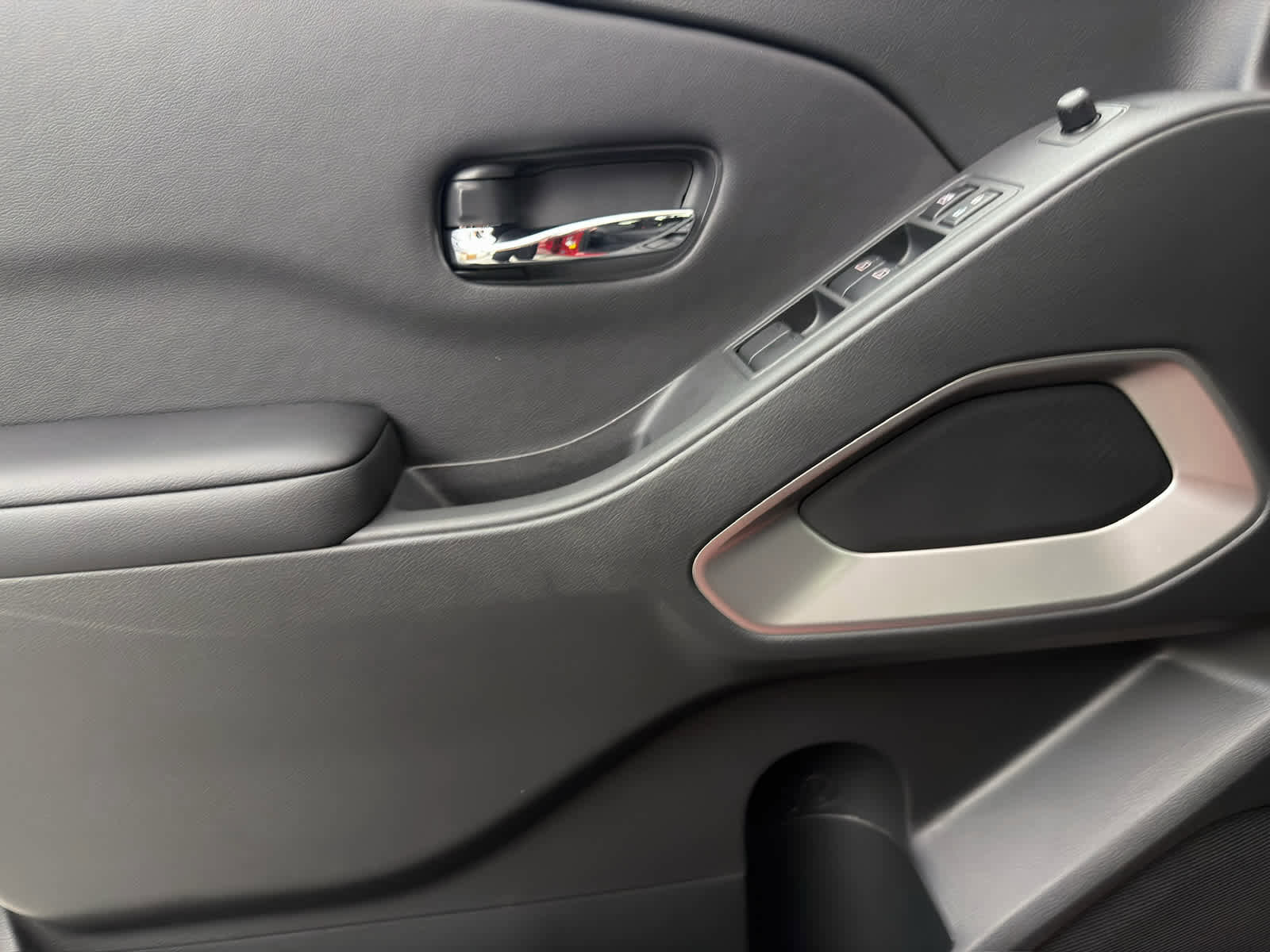 New 2026 Nissan Frontier SV w/ SV Convenience Package image 22