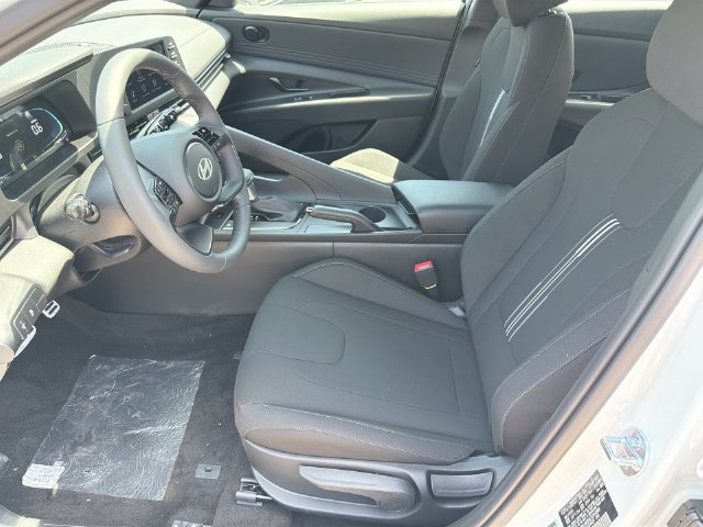 New 2026 Hyundai Elantra Sport FWD image 22
