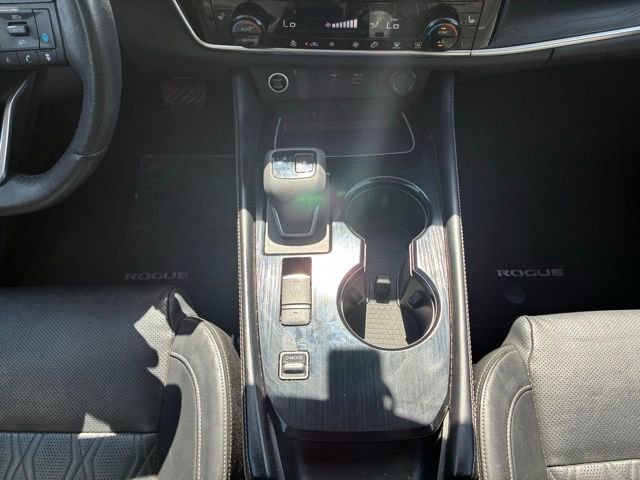 Certified 2023 Nissan Rogue Platinum FWD image 16