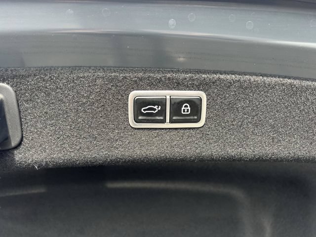 Used 2021 Genesis G80 3.5T RWD image 14
