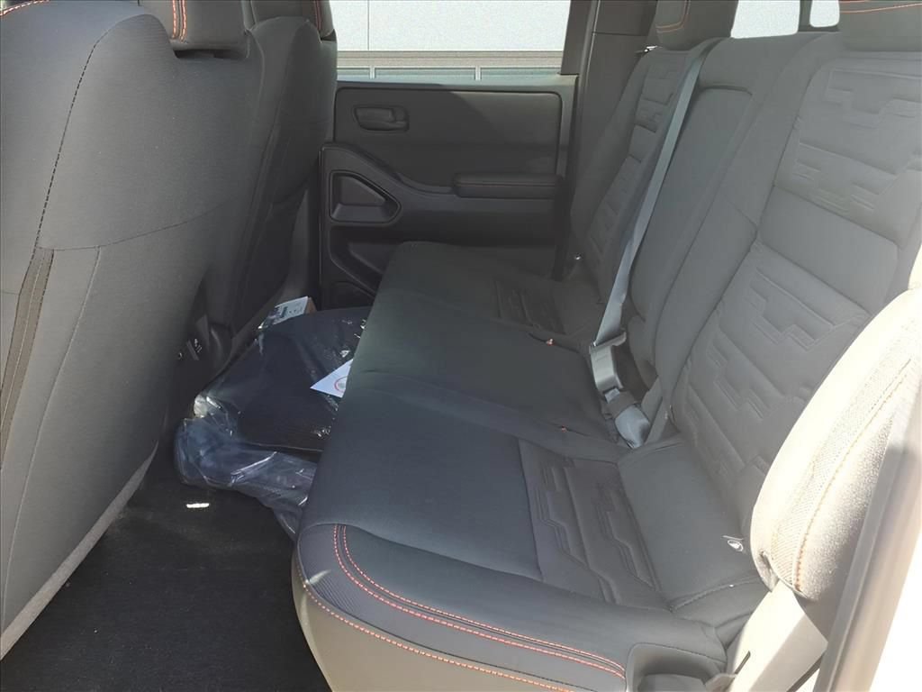 New 2026 Nissan Frontier PRO-4X w/ Pro-4x Convenience Package AWD/4WD image 15