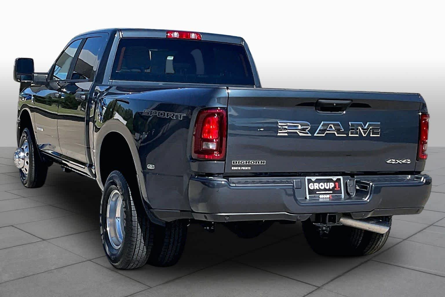 New 2027 RAM 3500 Big Horn AWD/4WD image 12